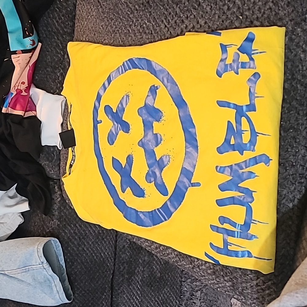 Graphic t shirt